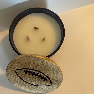 Luxurious Black Candle with Gold Interior